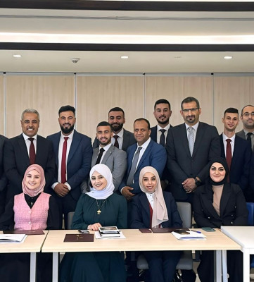 " الإسلامي العربي" يختتم تنفيذ البرنامج المصرفي الشامل لدفعة من الموظفين الجدد